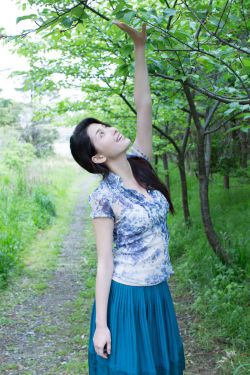 女轻点灬大JI巴太粗太长了A片